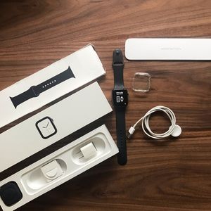 Apple Watch Series 4 - 44mm